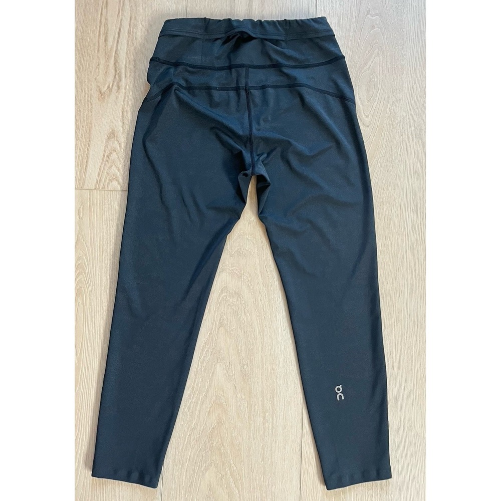 On Cloud Performance Running Tights Black Reflective Women Sz Small 7/8 Length - Picture 2 of 9